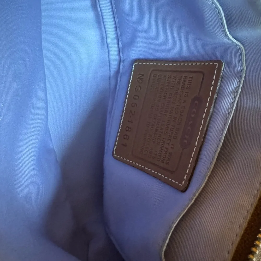 Vintage Y2K Coach Signature Demi Mini Bag in Canvas and Gold Leather - Picture 6 of 12